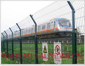 護(hù)欄網(wǎng) 鐵路護(hù)欄網(wǎng) 機(jī)場護(hù)欄網(wǎng) 安平縣雨騰護(hù)欄網(wǎng)廠